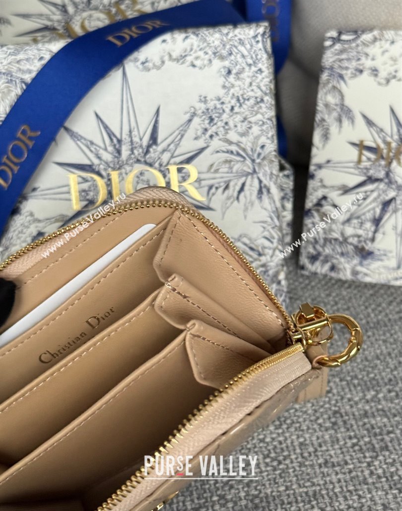 Dior Caro Zipped Wallet in Patent Cannage Calfskin Beige 2024 0523 (XXG-240523021)