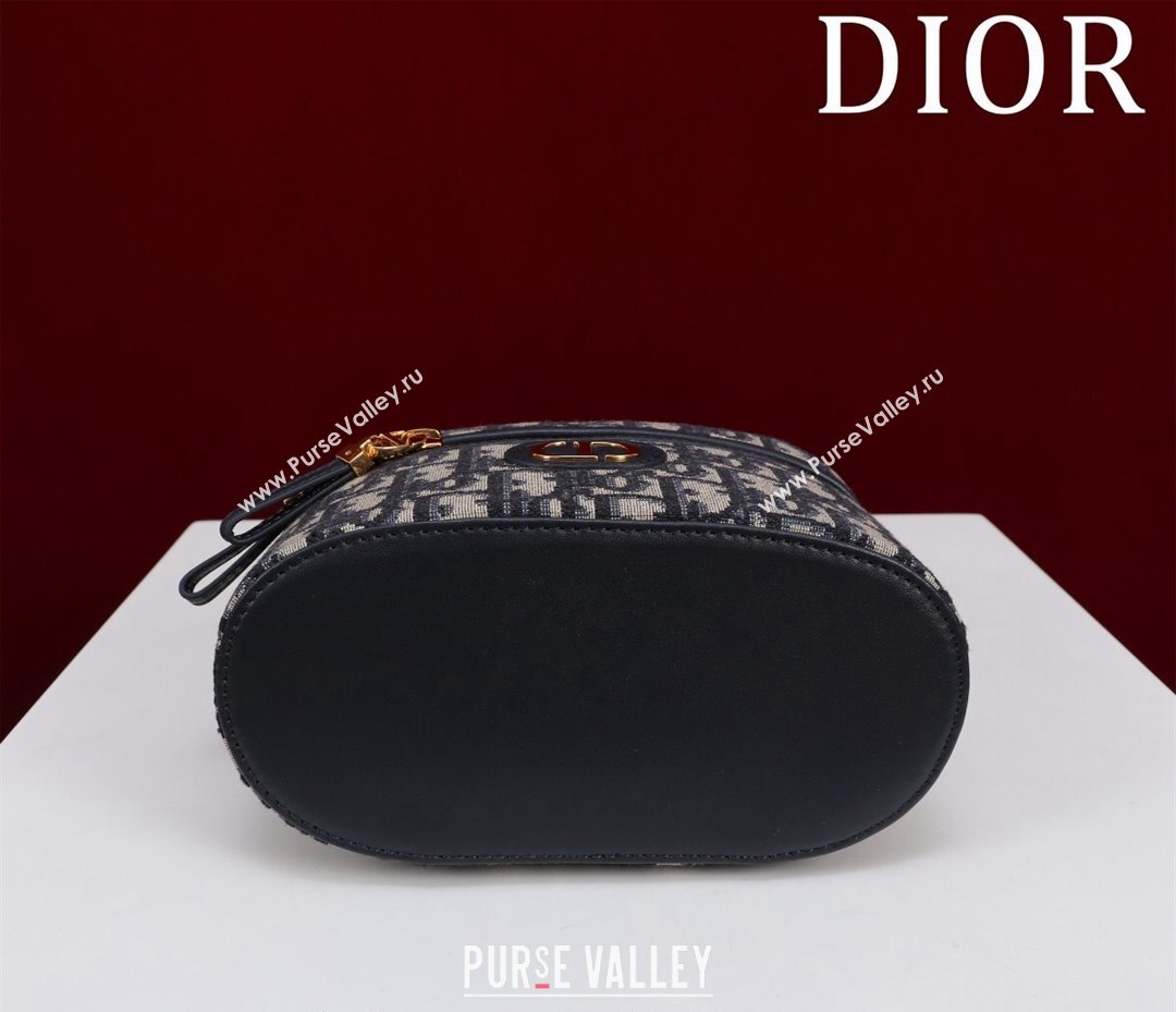 Dior 30 Montaigne Mini Vanity Case in Blue Dior Oblique Jacquard 2024 (XXG-240523003)