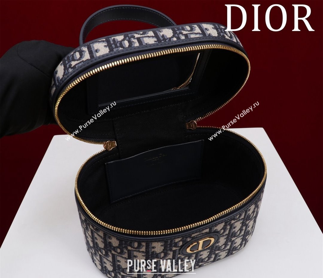 Dior 30 Montaigne Small Vanity Case in Blue Dior Oblique Jacquard 2024 (XXG-240523004)