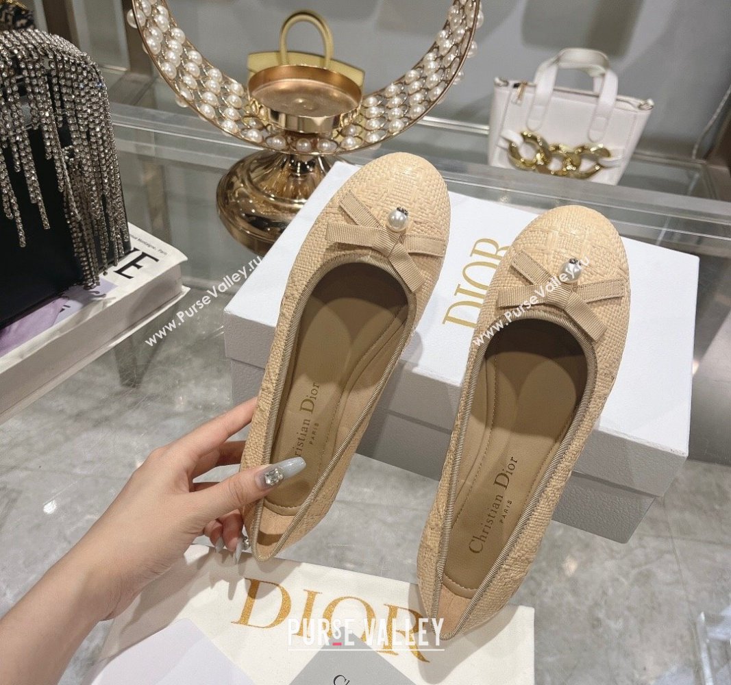 Dior Ballet Flats in Cannage Raffia Straw with Pearl Bow Beige 2024 0604 (KL-240604080)