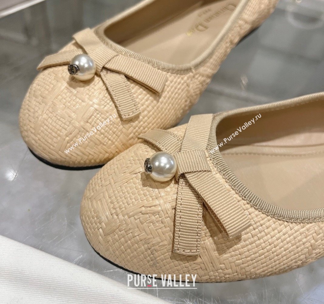 Dior Ballet Flats in Cannage Raffia Straw with Pearl Bow Beige 2024 0604 (KL-240604080)