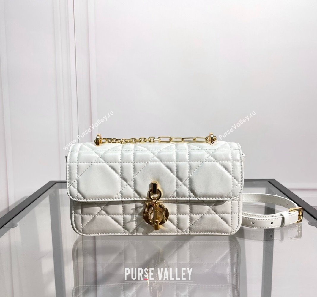 Dior Miss Daisy Mini Bag in Macrocannage Lambskin White 2024 (BF-240624091)