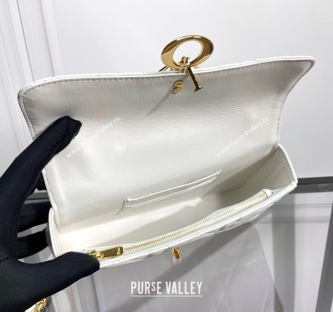 Dior Miss Daisy Mini Bag in Macrocannage Lambskin White 2024 (BF-240624091)