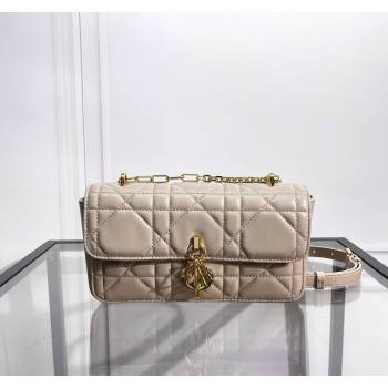 Dior Miss Daisy Mini Bag in Macrocannage Lambskin Beige 2024 (BF-240624092)