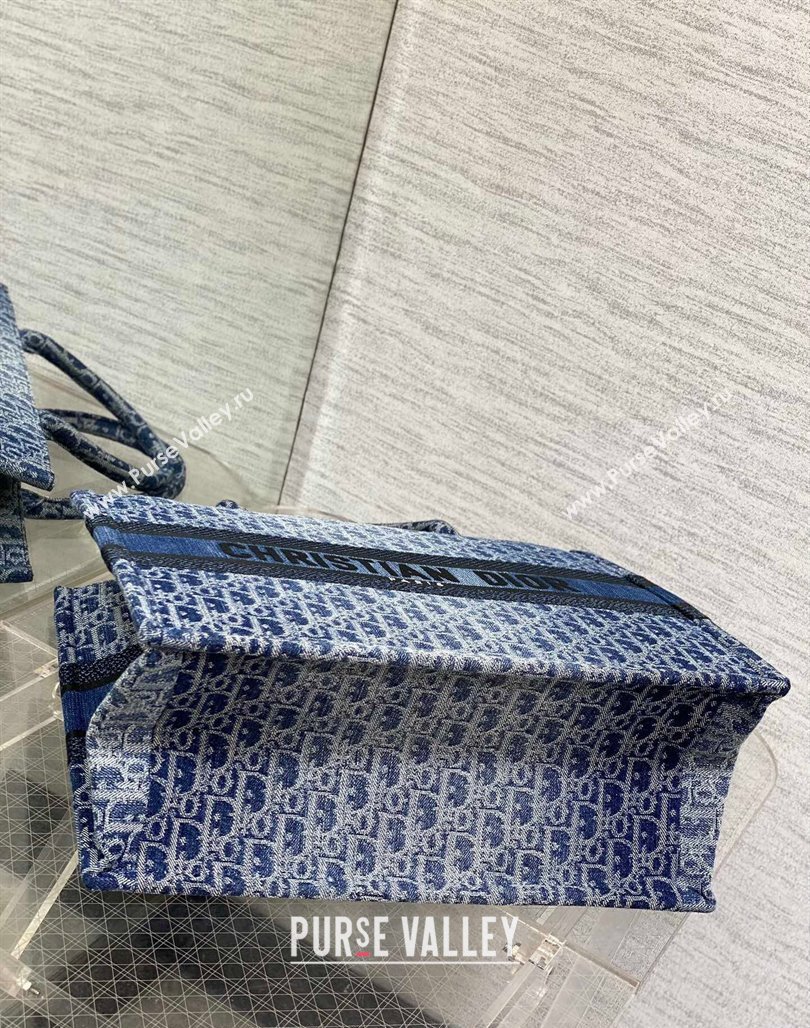 Dior Medium Book Tote Bag Bag in Blue Denim Dior Oblique Jacquard 2024 (XXG-240624078)