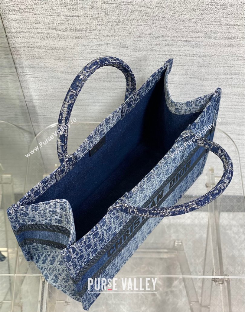 Dior Medium Book Tote Bag Bag in Blue Denim Dior Oblique Jacquard 2024 (XXG-240624078)