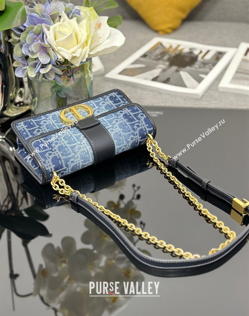 Dior 30 Montaigne East-West Bag with Chain in Blue Denim Dior Oblique Jacquard 2024 (XXG-240624081)