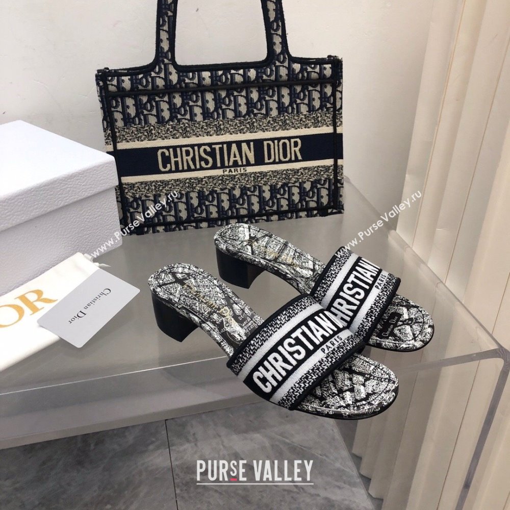 Dior Dway Heel Slides Sandal 4cm in White and Black Embroidered Cotton with Plan de Paris Motif 2024 NO.126 (MD-240702020)