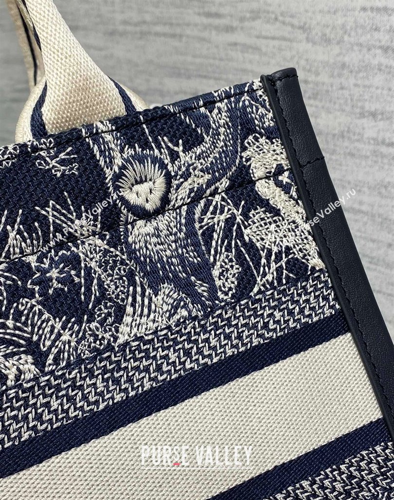 Dior Small Book Tote bag in Blue Toile de Jouy Reverse Embroidery and Calfskin 2024 0715 (XXG-240715095)