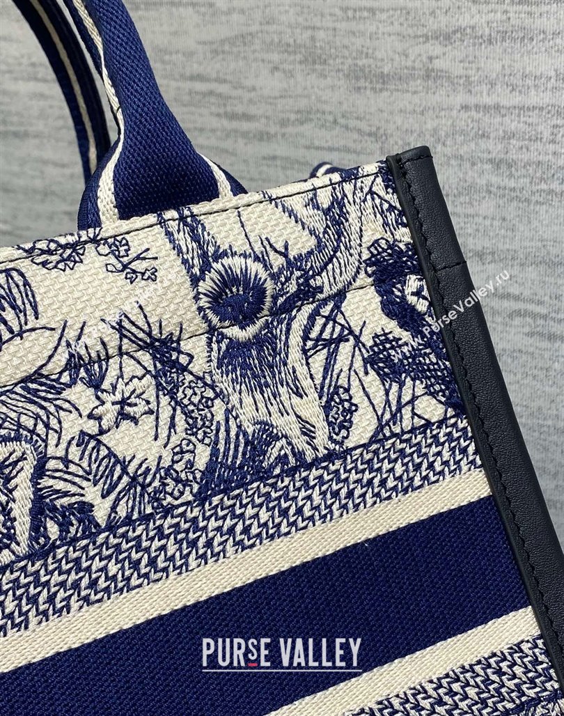 Dior Small Book Tote bag in Toile de Jouy Reverse Embroidery and Calfskin White/Navy Blue 2024 0715 (XXG-240715097)