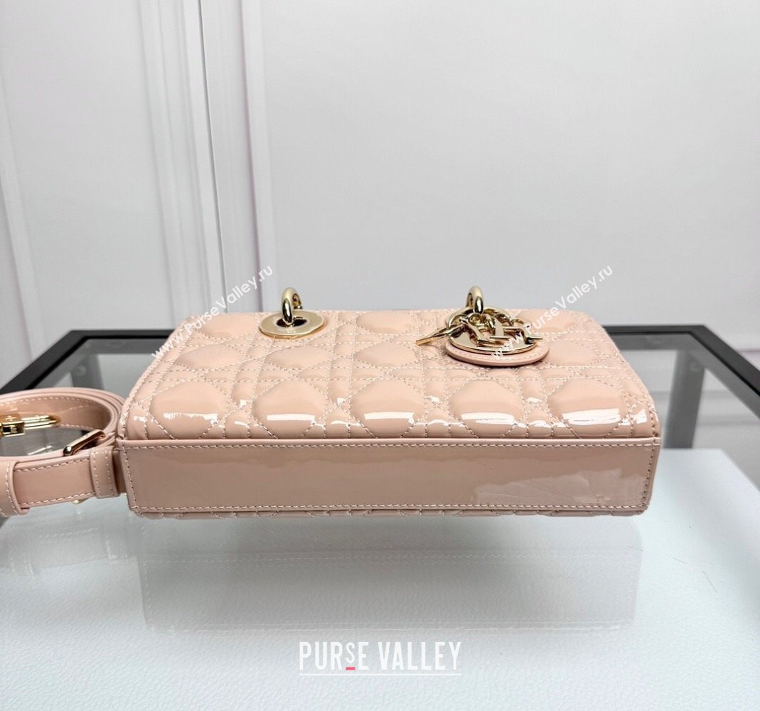 Dior Lady D-Joy Small Bag in Nude Pink Patent Calfskin 2024 0806 (XXG-240806009)