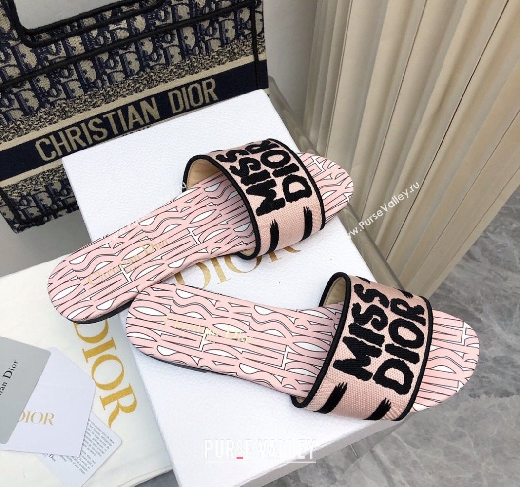 Dior Dway Flat Slides Sandal in Embroidered Cotton and Miss Dior Allover Motif Light Pink 2024 No.186 (MD-240814013)