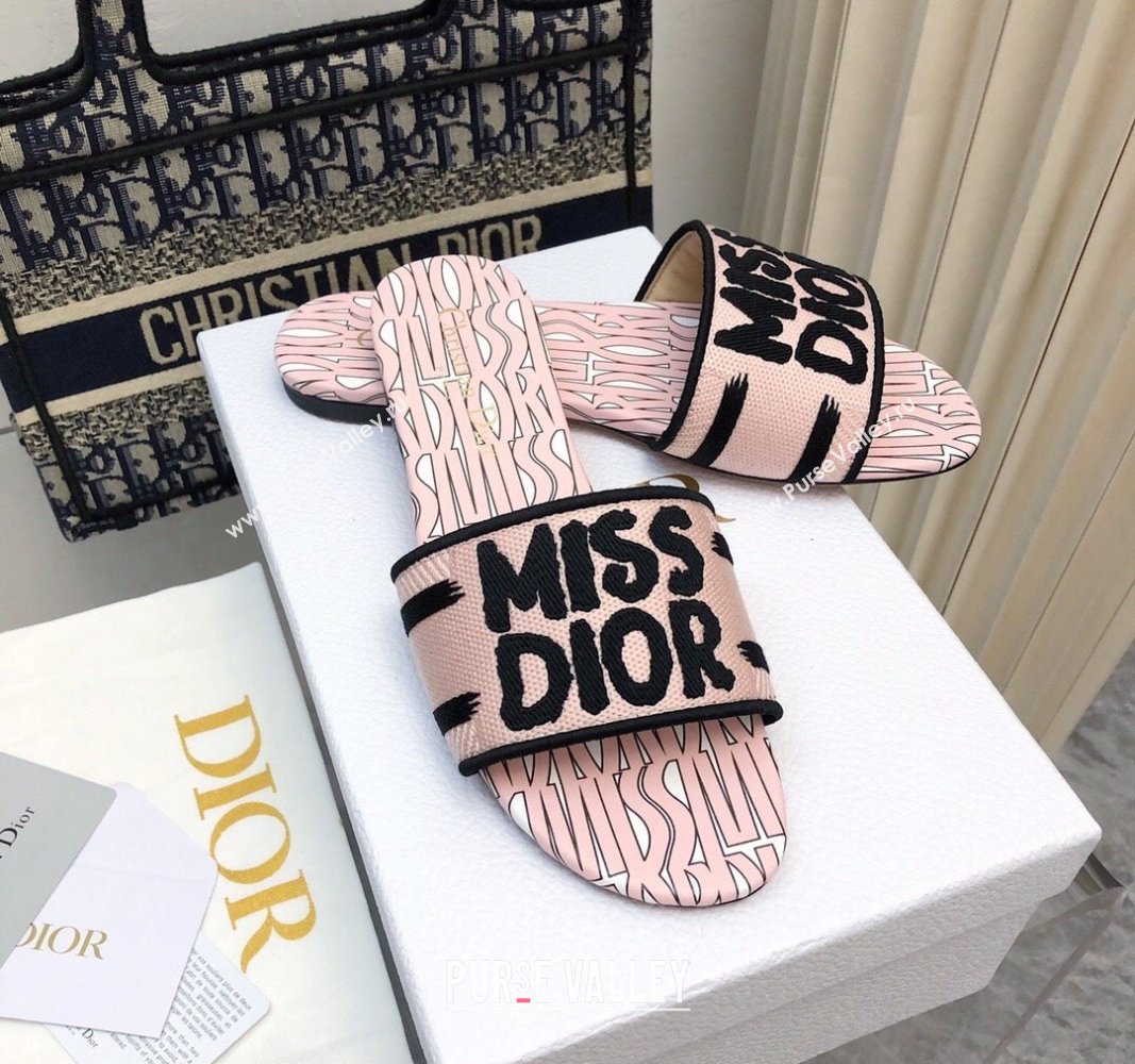 Dior Dway Flat Slides Sandal in Embroidered Cotton and Miss Dior Allover Motif Light Pink 2024 No.186 (MD-240814013)