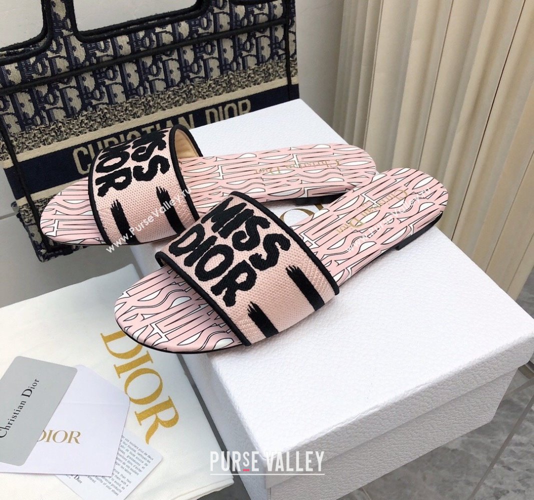 Dior Dway Flat Slides Sandal in Embroidered Cotton and Miss Dior Allover Motif Light Pink 2024 No.186 (MD-240814013)