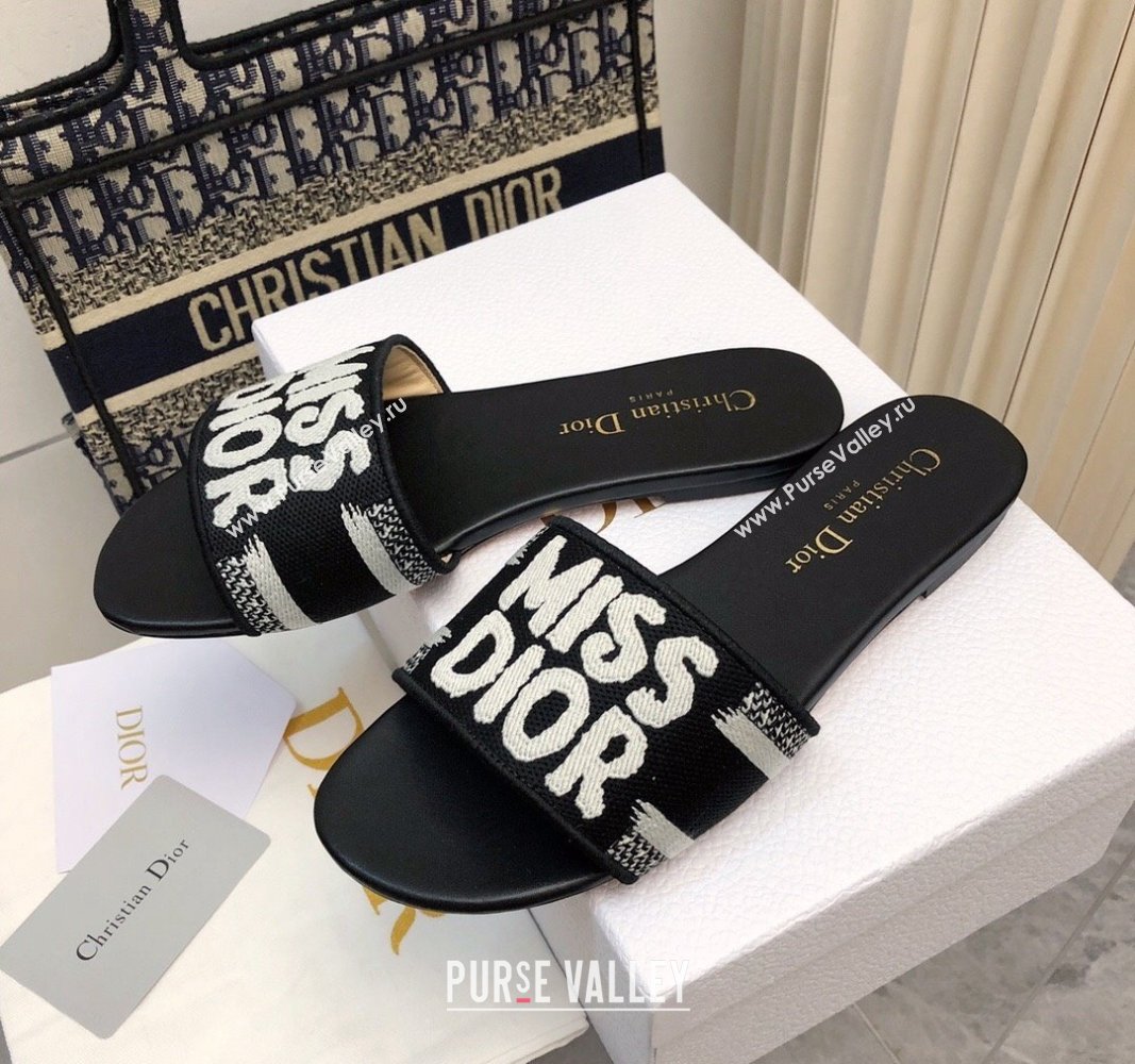 Dior Dway Flat Slides Sandal in Embroidered Cotton and Miss Dior Motif Black 2024 No.185 (MD-240814019)