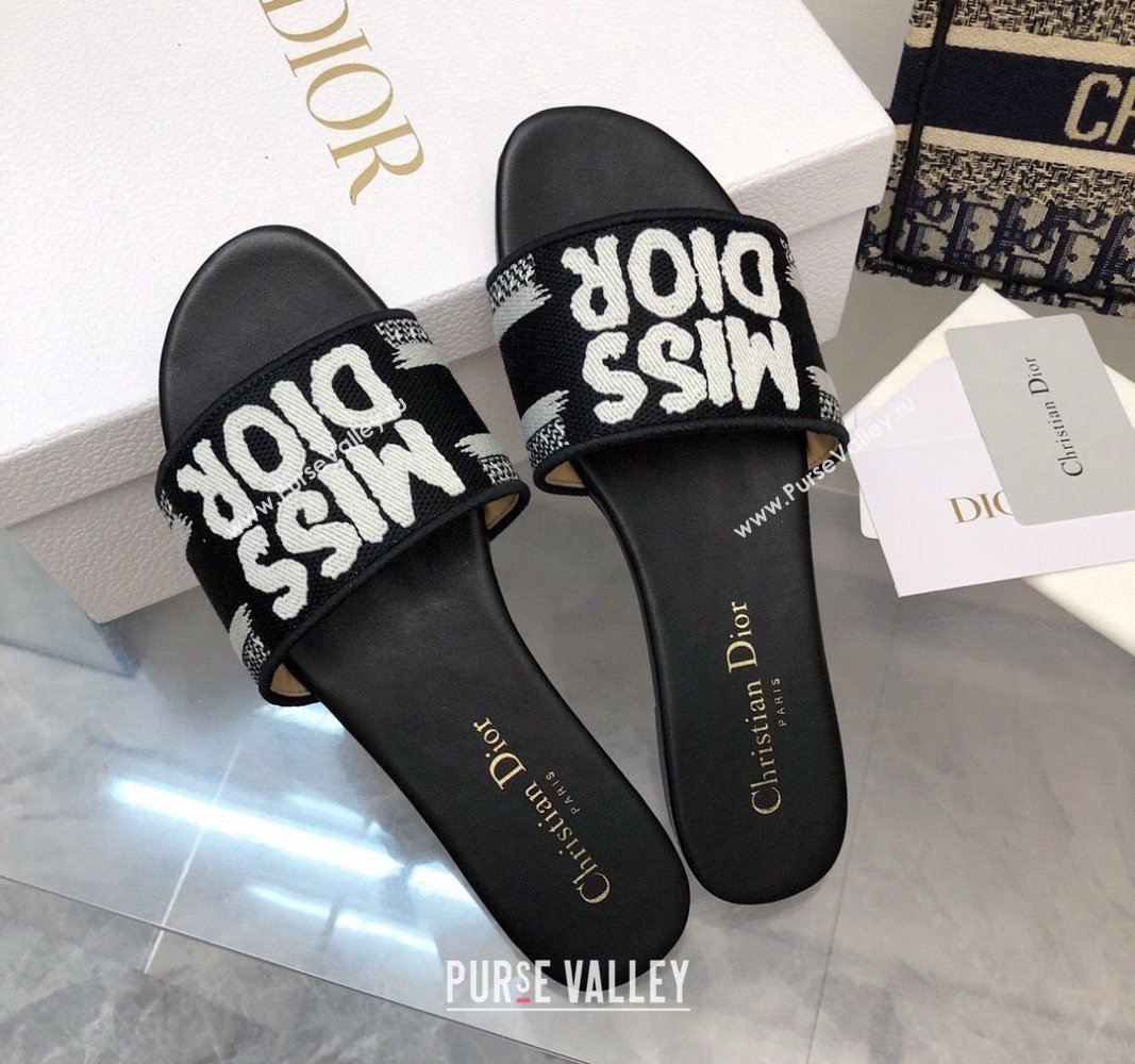 Dior Dway Flat Slides Sandal in Embroidered Cotton and Miss Dior Motif Black 2024 No.185 (MD-240814019)