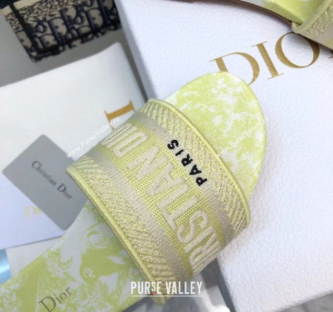 Dior Dway Flat Slides Sandal in Embroidered Cotton and Toile de Jouy Sauvage Motif Lemon Yellow 2024 No.183 (MD-240814024)