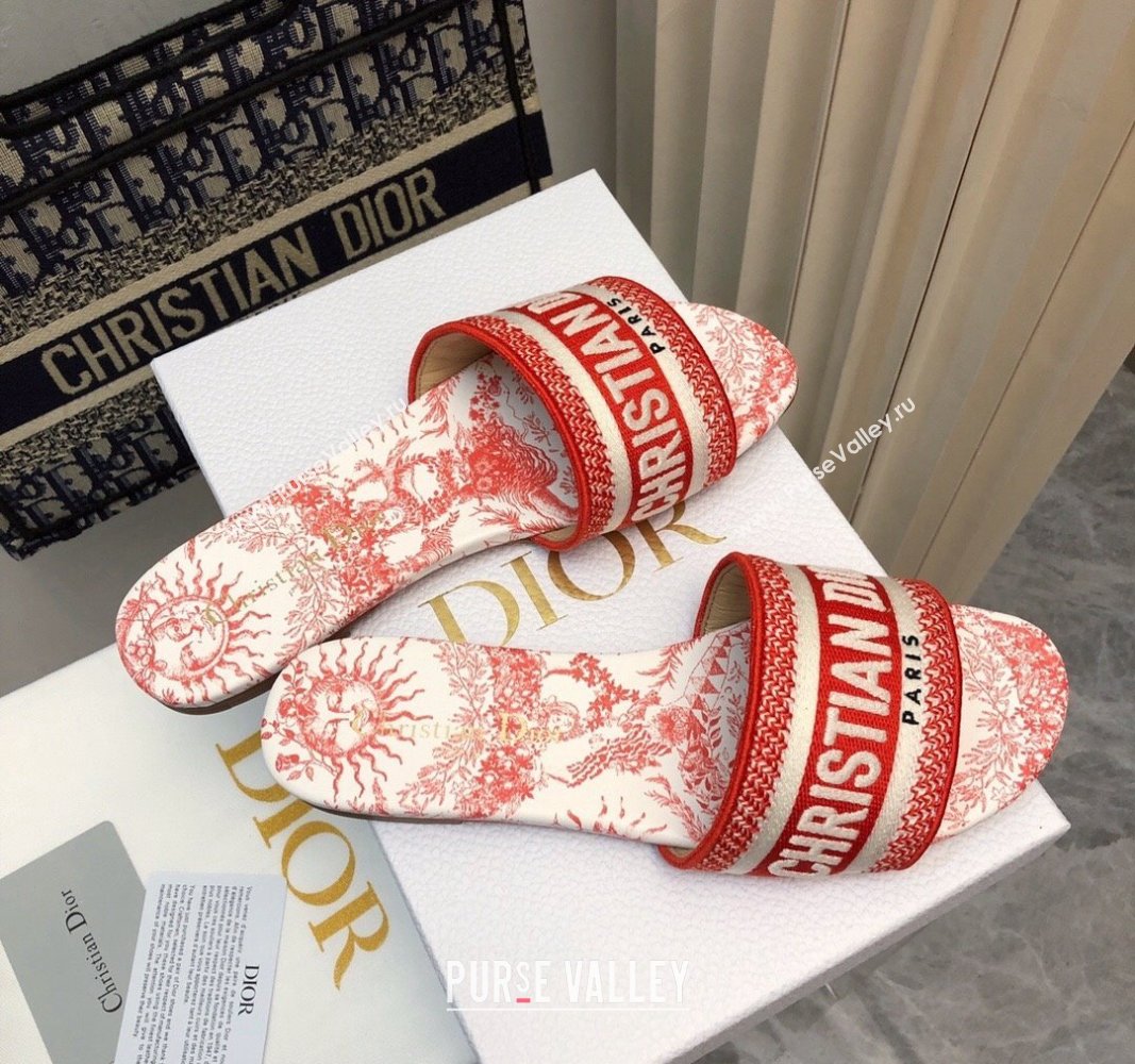 Dior Dway Flat Slide Sandals in Embroidered Cotton and Red Toile de Jouy Soleil Motif 2024 NO.81 (MD-240814027)