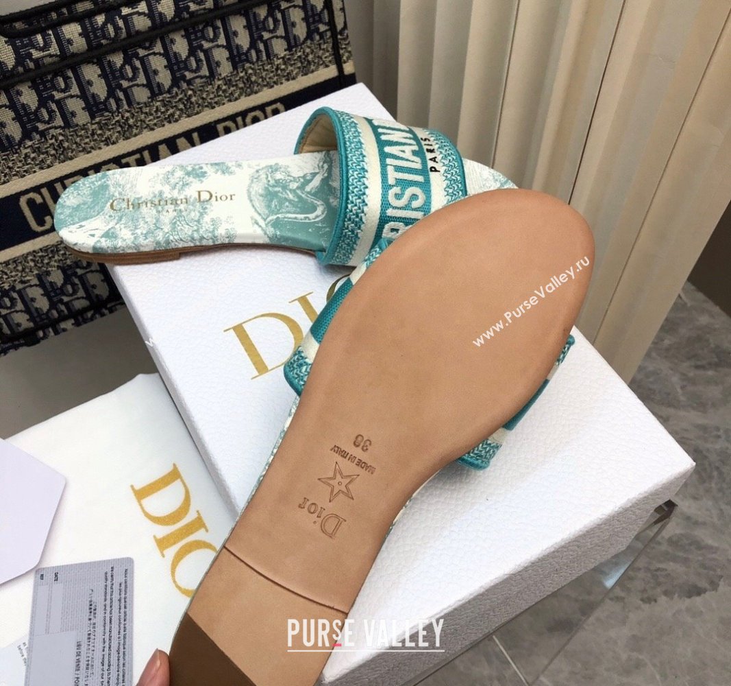 Dior Dway Flat Slides Sandal in Embroidered Cotton and Toile de Jouy Sauvage Motif Light Green 2024 No.180 (MD-240814021)