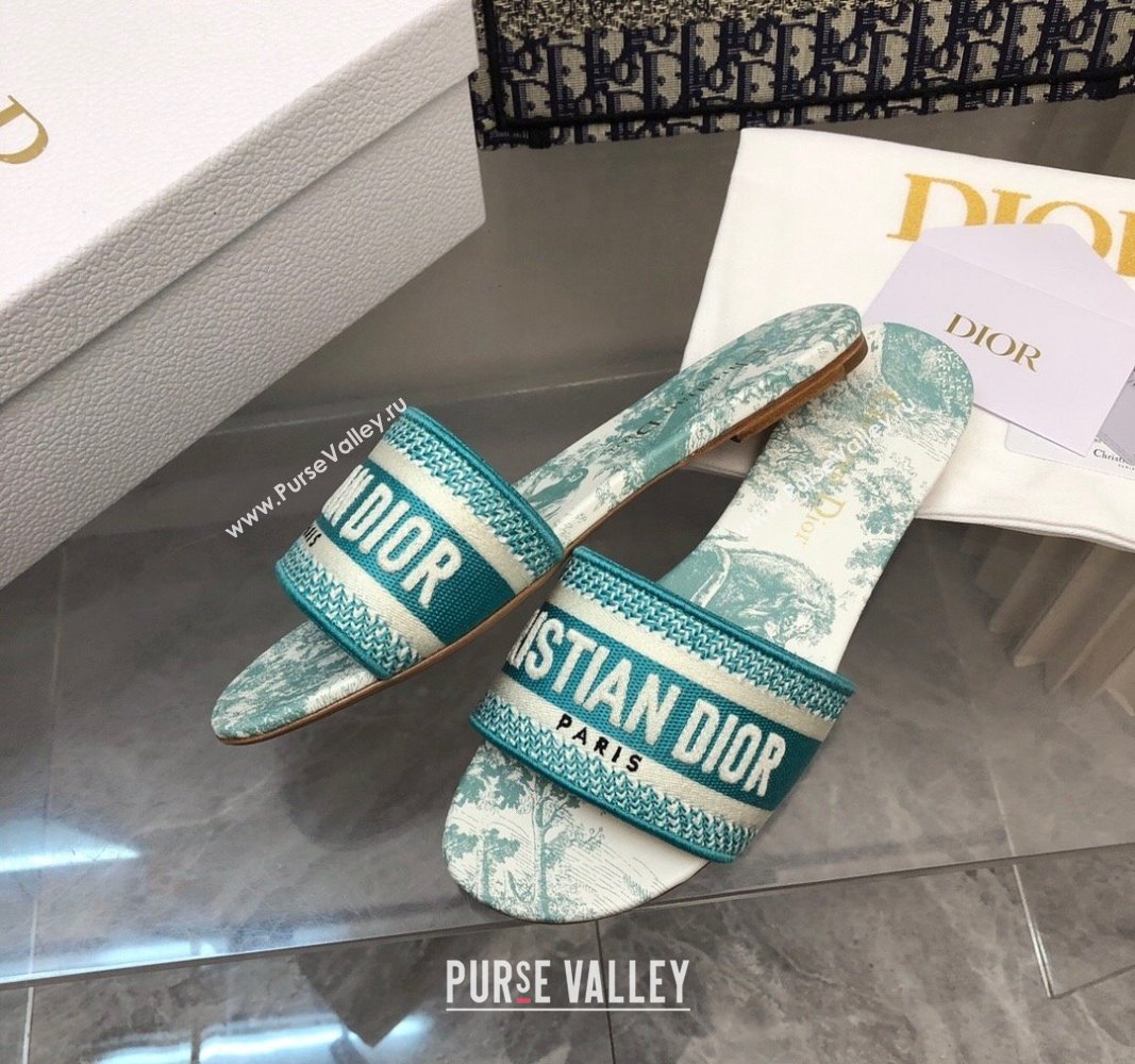 Dior Dway Flat Slides Sandal in Embroidered Cotton and Toile de Jouy Sauvage Motif Light Green 2024 No.180 (MD-240814021)