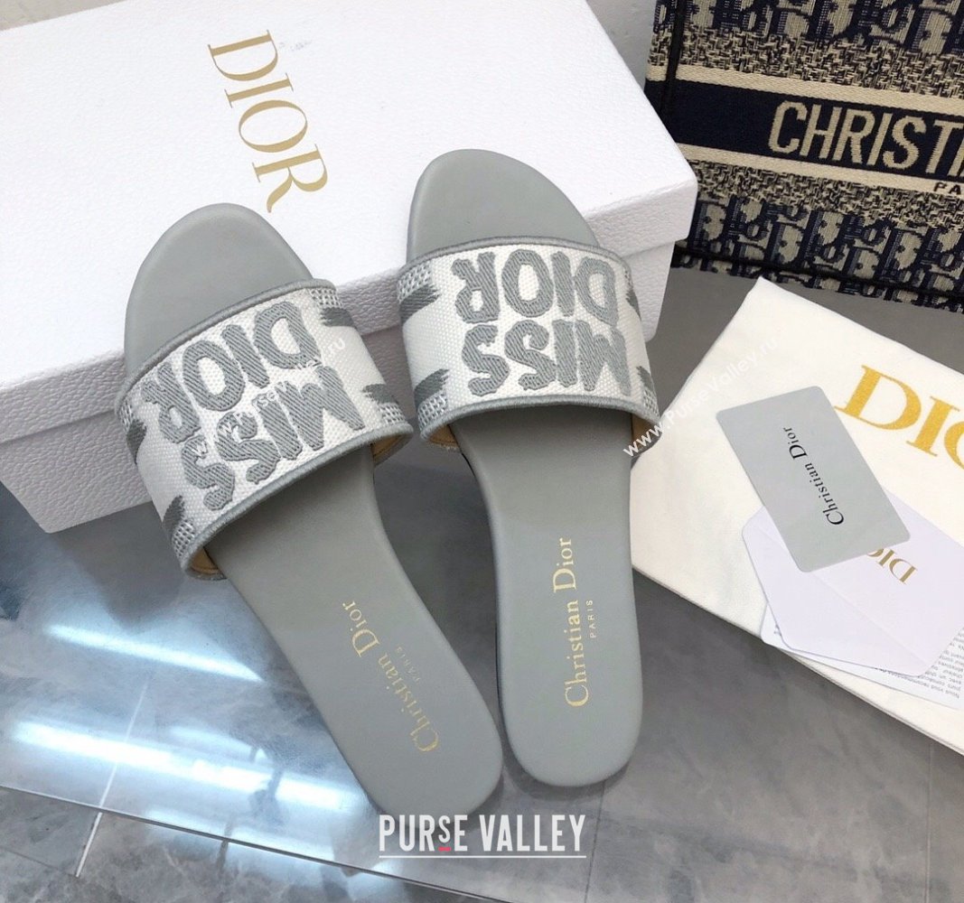 Dior Dway Flat Slides Sandal in Embroidered Cotton and Miss Dior Motif Grey 2024 No.194 (MD-240814015)