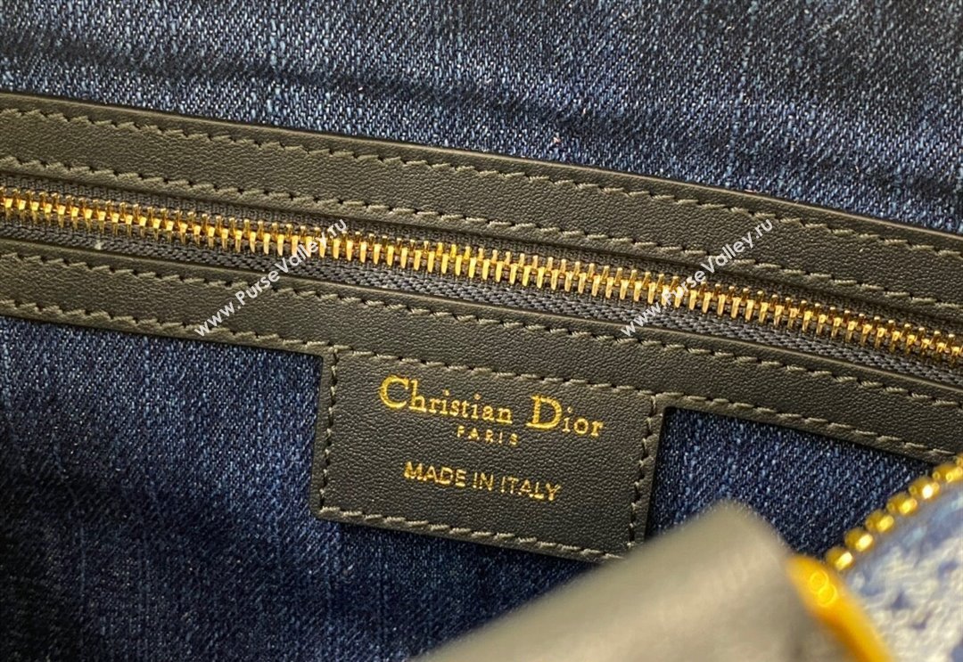 Dior Groove 25 Boston Bag in Blue Oblique Denim 2024 2348 (XXG-240827088)