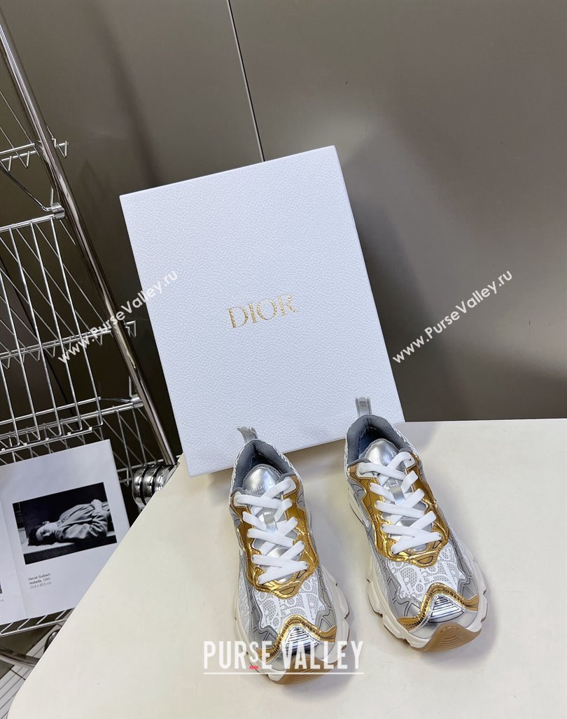 Dior Vibe Sneakers in Mesh Printed with Oblique Motif and Leather-Effect Panels Silver/Gold 2024 (MD-240905049)