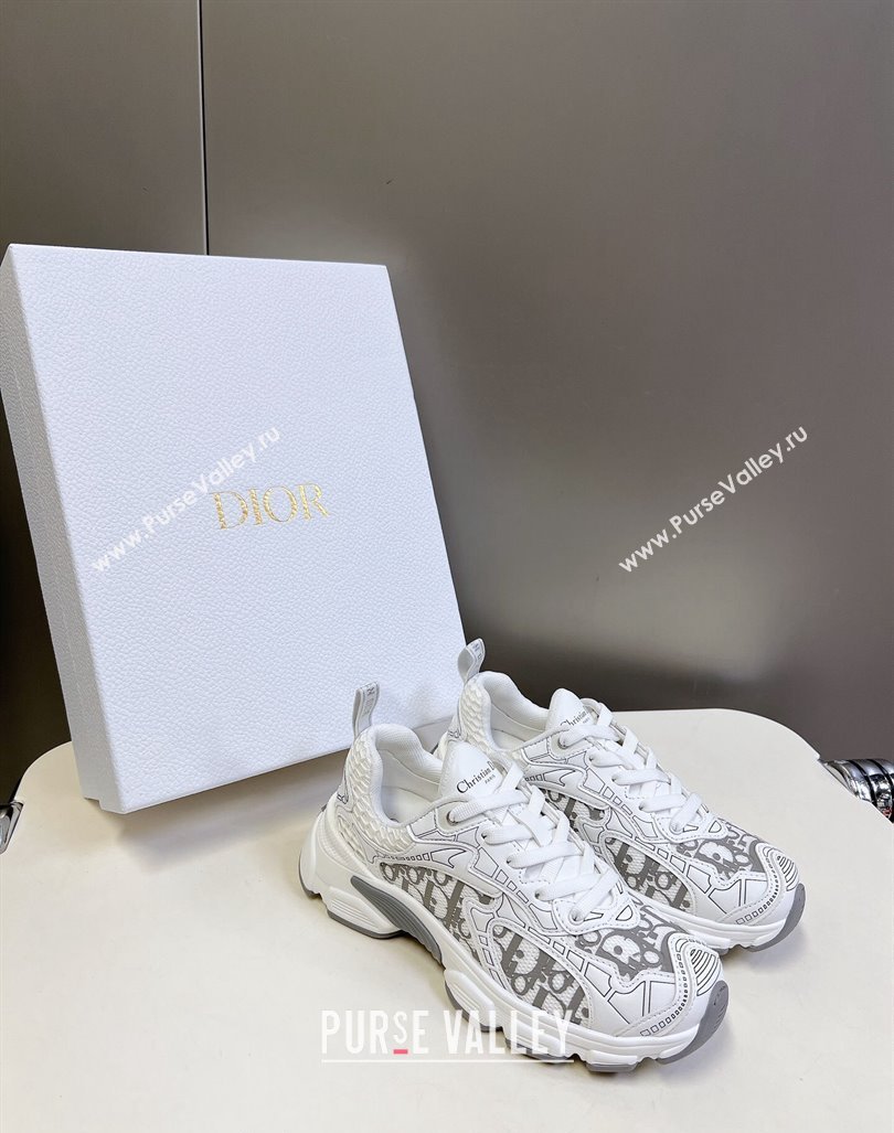 Dior Vibe Sneakers in Mesh Printed with Oblique Motif and Leather-Effect Panels White/Grey 2024 (MD-240905051)