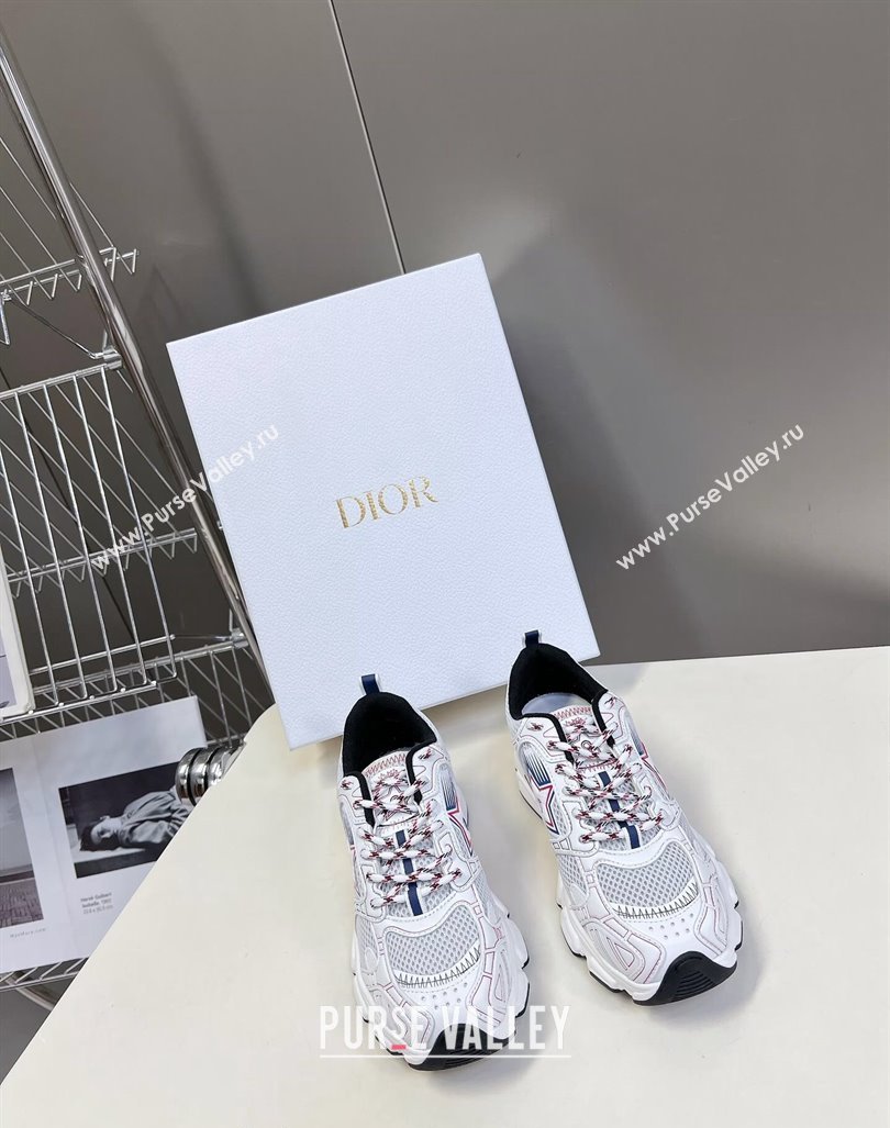 Dior Chrono Sneakers 4cm in Mesh with Leather-Effect Panels and Star White 2024 (MD-240905053)