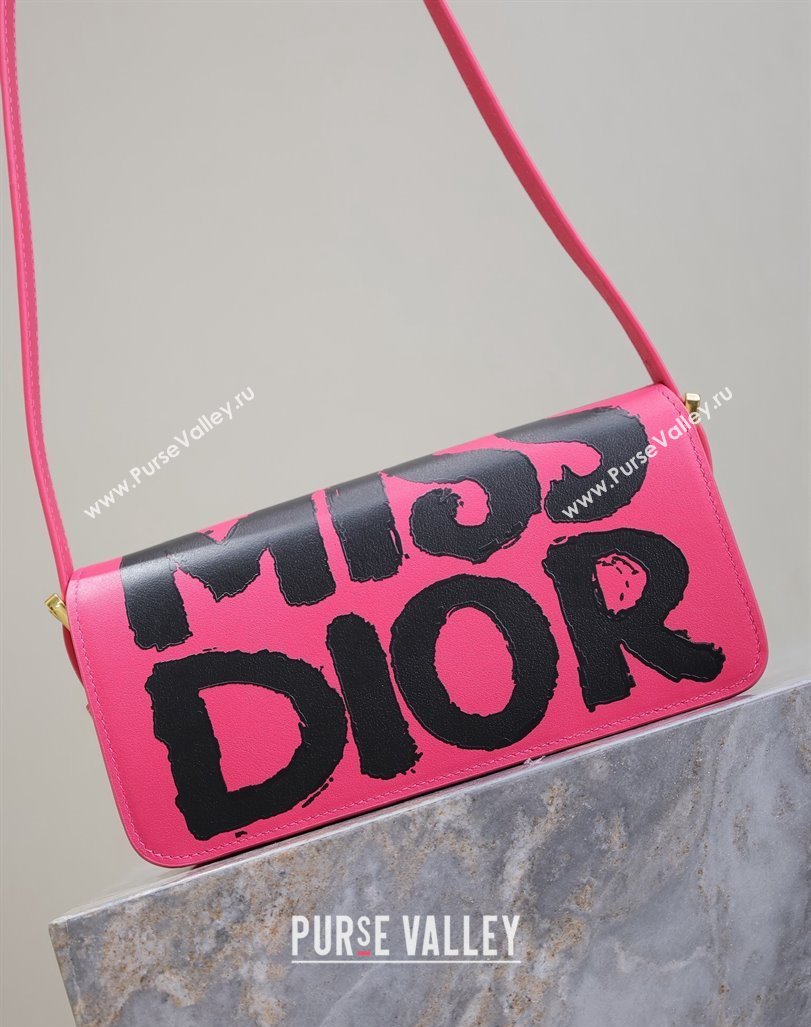 Dior Miss Dior Flap Bag in Miss Dior Graffiti Printed Calfskin Fuchsia Pink/Black 2024 DR2610 (XXG-240923090)