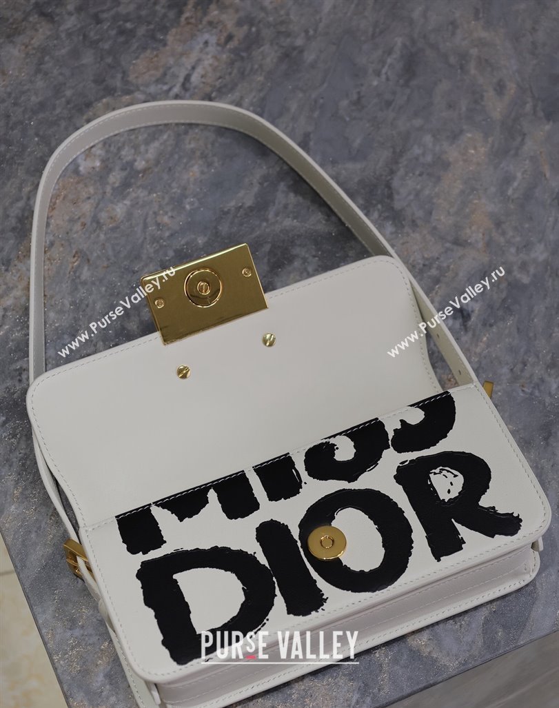 Dior Miss Dior Flap Bag in Miss Dior Graffiti Printed Calfskin White/Black2 2024 DR2610 (XXG-240923091)