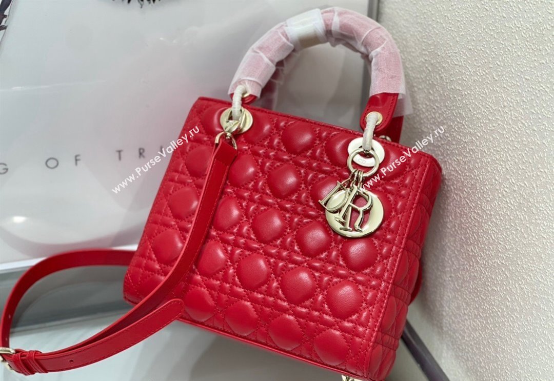 Dior Medium Classic Lady Bag in Cannage Lambskin Red 2024 M0565 (XXG-240923083)