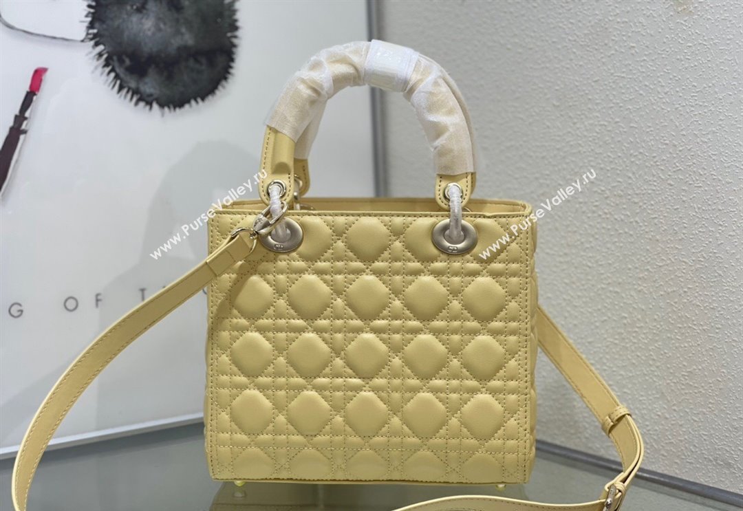 Dior Medium Classic Lady Bag in Cannage Lambskin Yellow 2024 M0565 0923 (XXG-240923084)