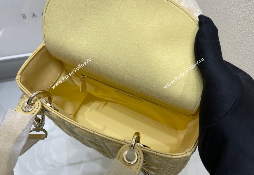 Dior Medium Classic Lady Bag in Cannage Lambskin Yellow 2024 M0565 0923 (XXG-240923084)