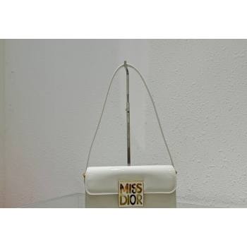 Dior Miss Dior Flap Bag in Patent Calfskin White 2024 DR2610 (XXG-240923094)