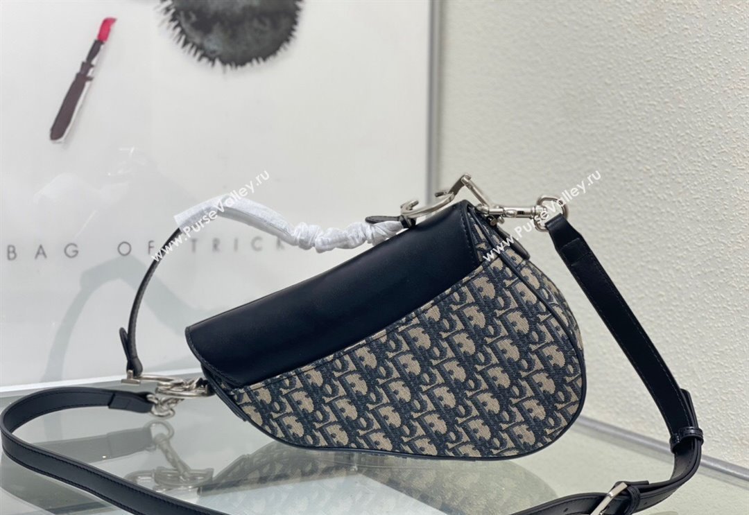 Dior Medium Saddle Bag with Strap in Blue Oblique Jacquard and Smooth Calfskin 2024 DR5528 (BF-240923101)