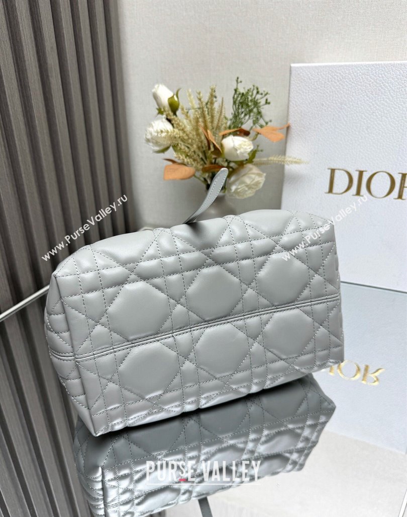 Dior Small Toujours Tote bag in Macrocannage Calfskin Cloud Grey 2024 (XXG-241101108)