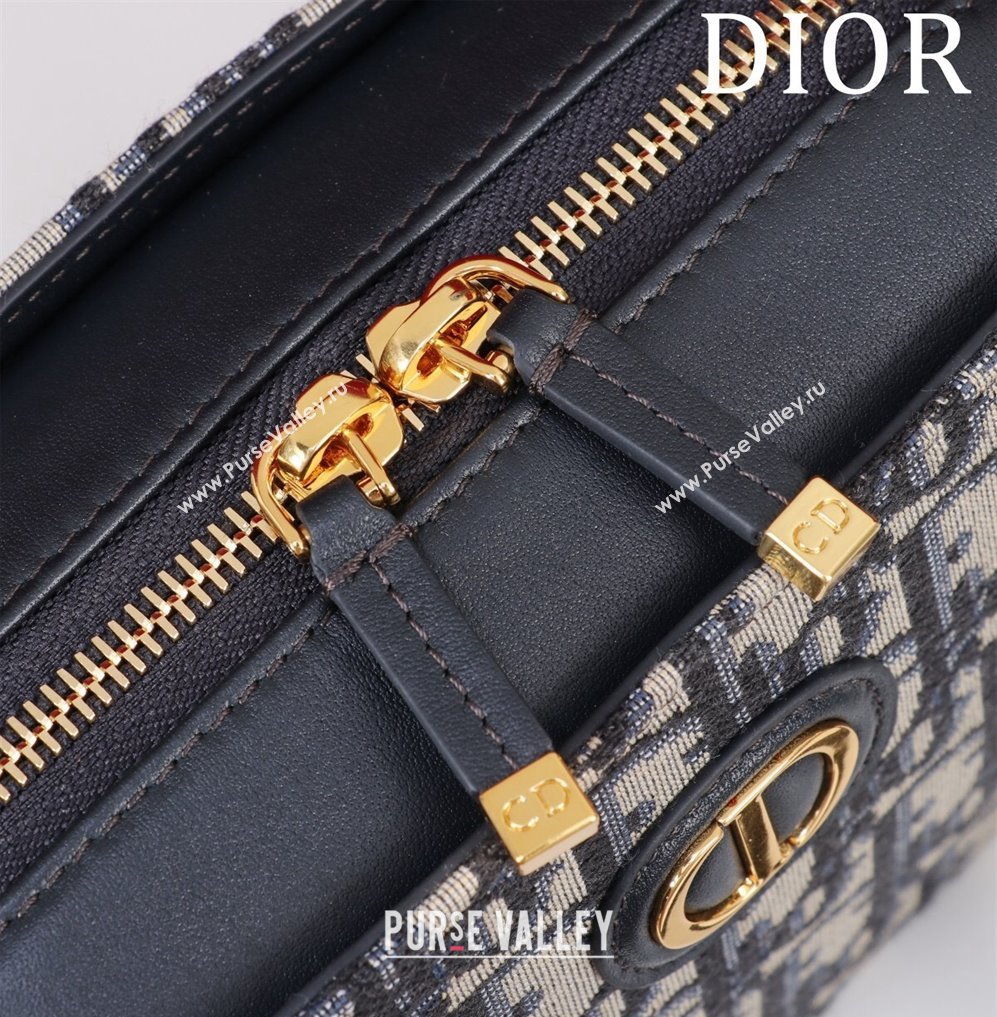 Dior 30 Montaigne Doctor Top Handle Bag in Blue Oblique Canvas 2024 3302 (XXG-241101081)