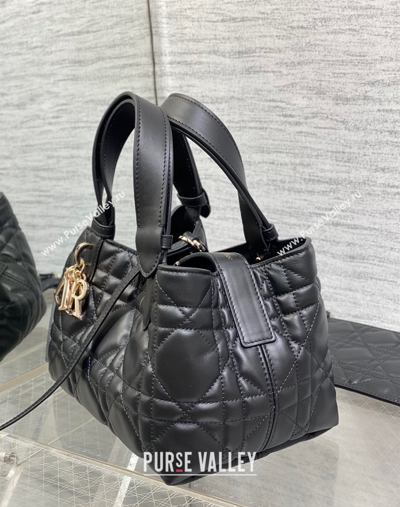 Dior Small Toujours Tote bag in Macrocannage Calfskin Leather Black 2024 (XXG-241101104)