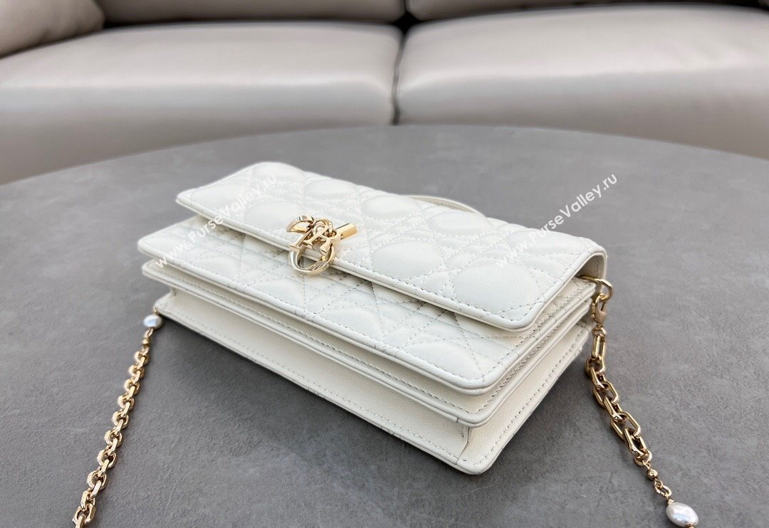 Dior My Dior Mini Bag in Cannage Lambskin with Pearl 0980 White (BF-241031062)