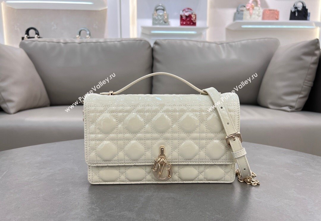 Dior My Dior Top Handle Bag in Patent Cannage Calfskin White 2024 0997 (BF-241031084)