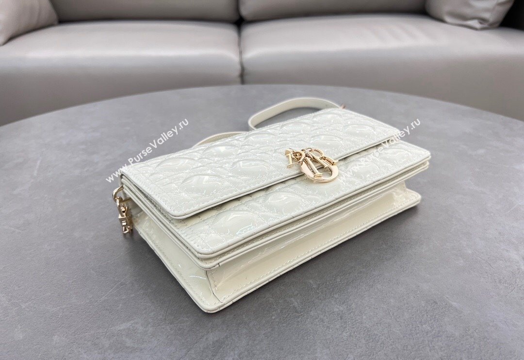 Dior My Dior Top Handle Bag in Patent Cannage Calfskin White 2024 0997 (BF-241031084)