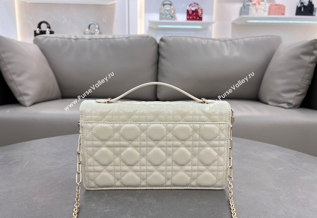 Dior My Dior Top Handle Bag in Patent Cannage Calfskin White 2024 0997 (BF-241031084)