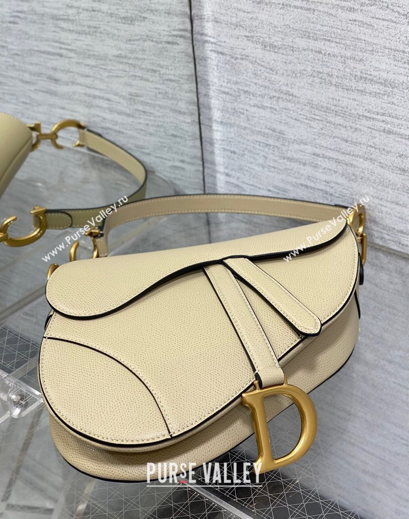 Dior Medium Saddle Bag with Strap in Grained Calfskin Apricot 2024 (XXG-241101038)