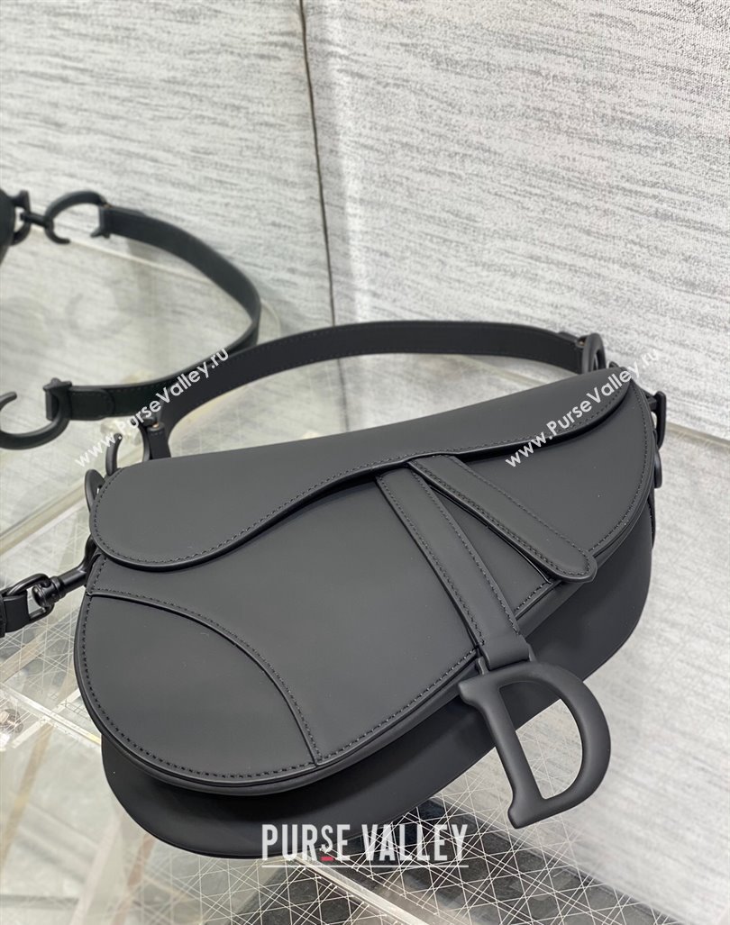 Dior Medium Saddle Bag with Strap in Grained Calfskin All Black 2024 (XXG-241101046)