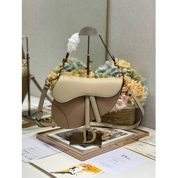 Dior Medium Saddle Bag with Strap in Grained Calfskin Biscuit Beige/Beige 2024 (XXG-241101050)