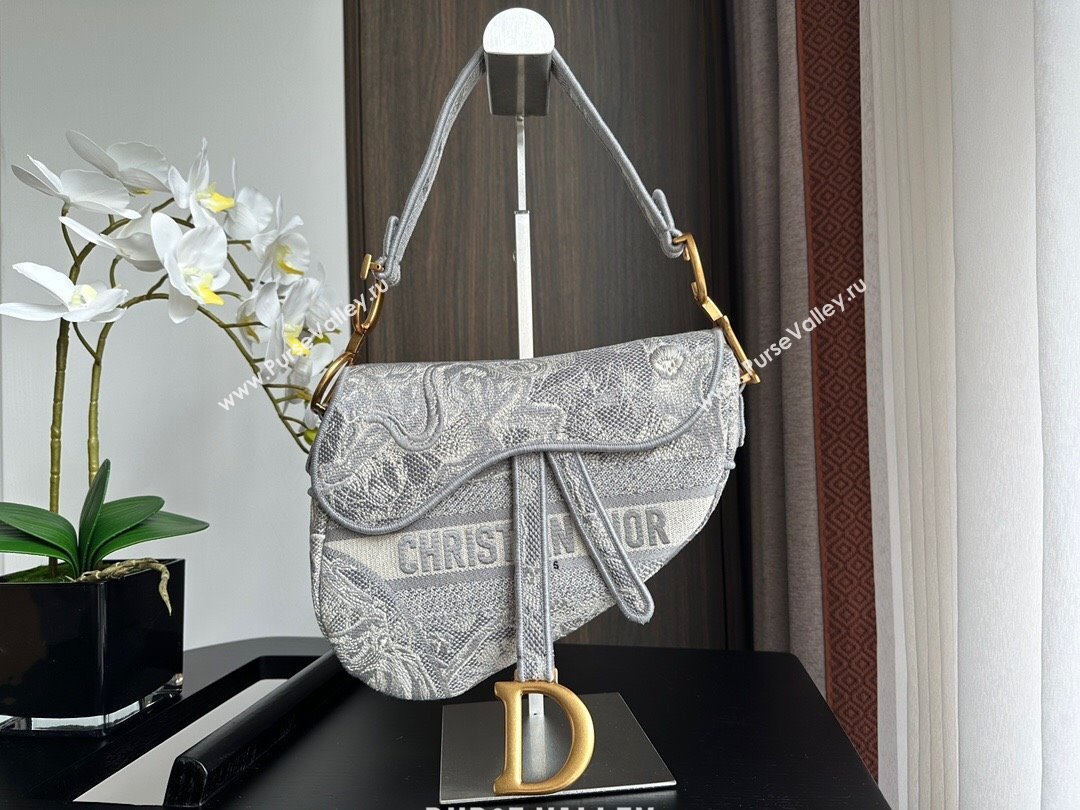 Dior Medium Saddle Bag in Grey Toile de Jouy Embroidery 2024 (XXG-241101076)