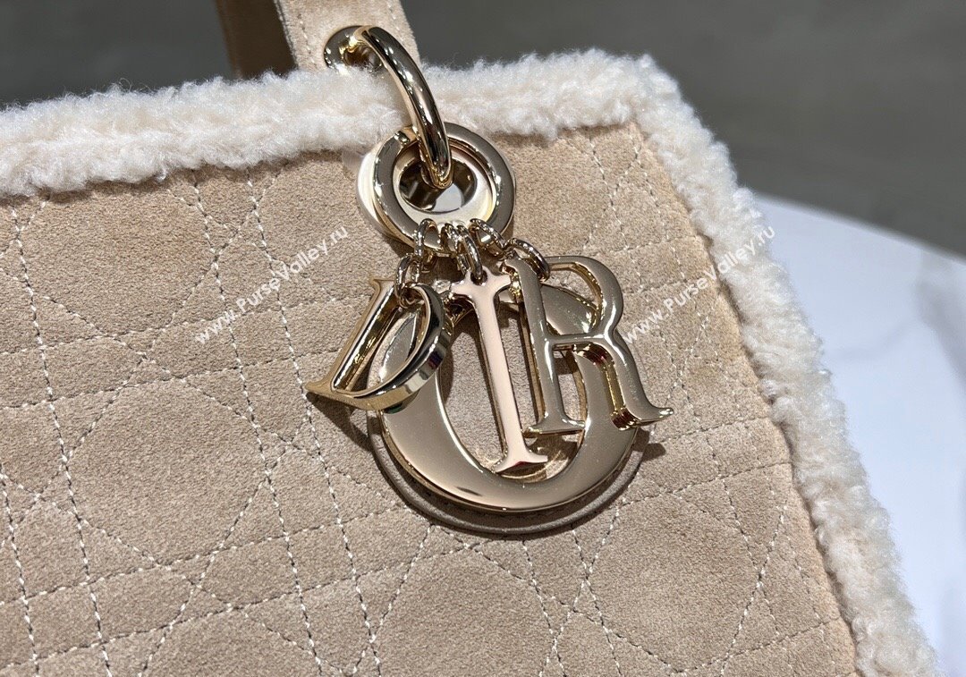 Dior Lady Dior Medium Bag in Beige Suede and White Shearling 2024 1212 (XXG-241212065)