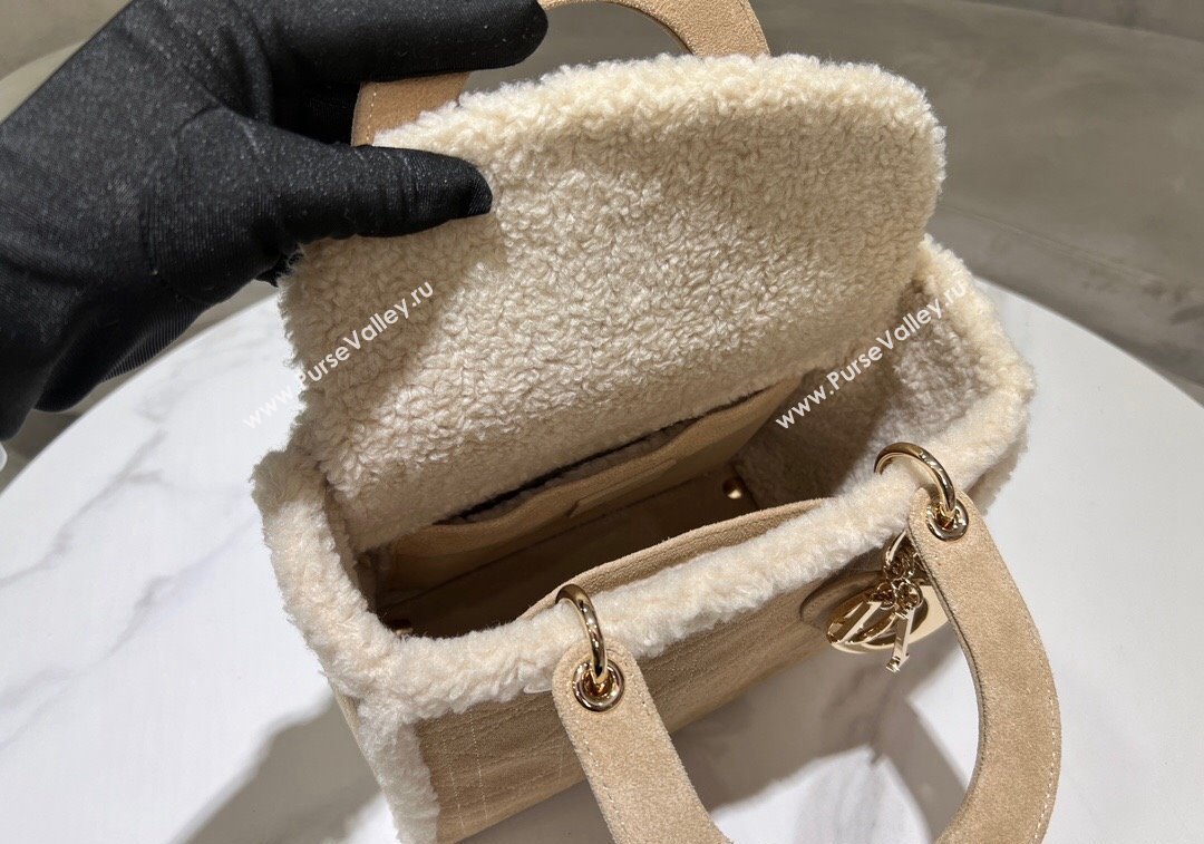 Dior Lady Dior Medium Bag in Beige Suede and White Shearling 2024 1212 (XXG-241212065)