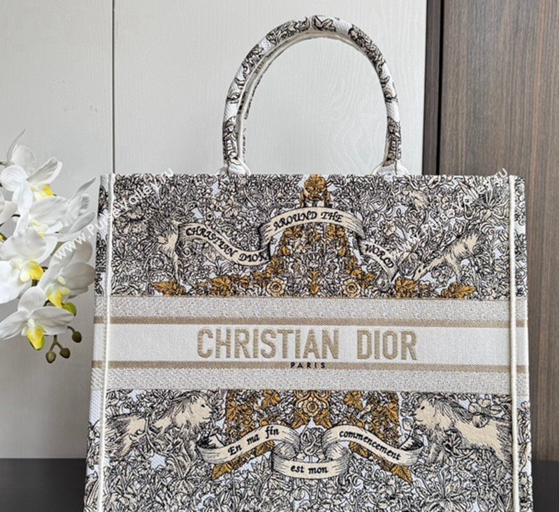 Dior Large Dior Book Tote bag in Latte White Embroidery with Gold-Tone Dior Around the World Motif 2024 (XXG-241212059)